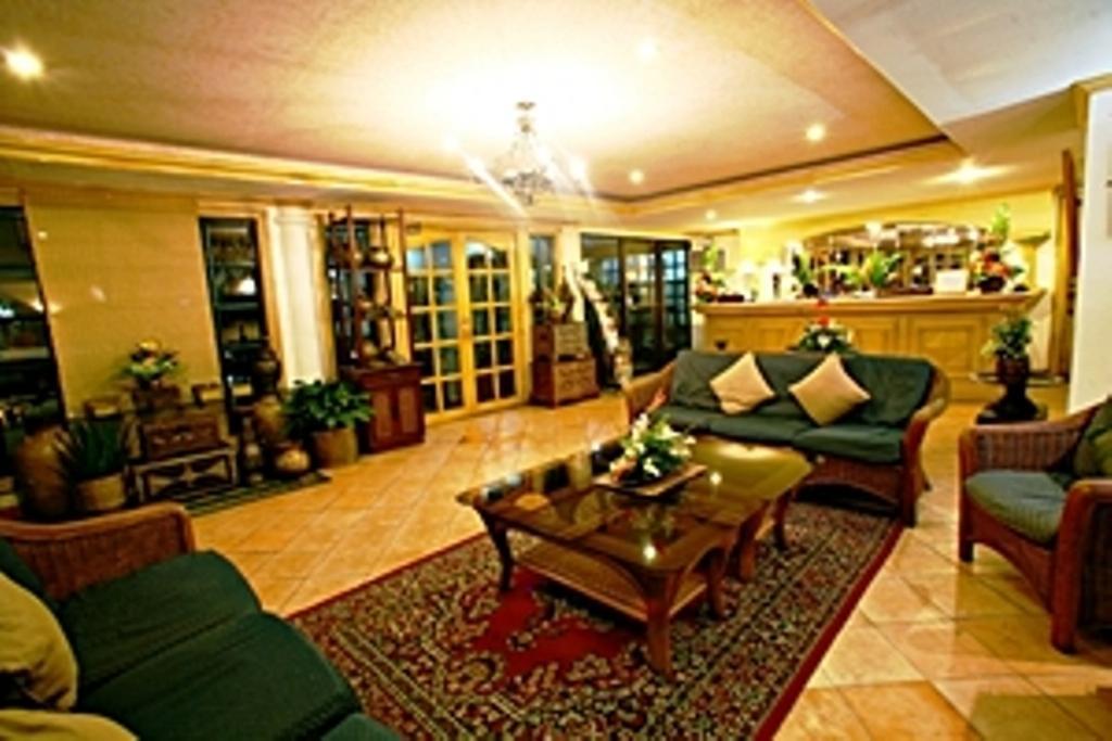 Villa Margarita Hotel Davao Экстерьер фото